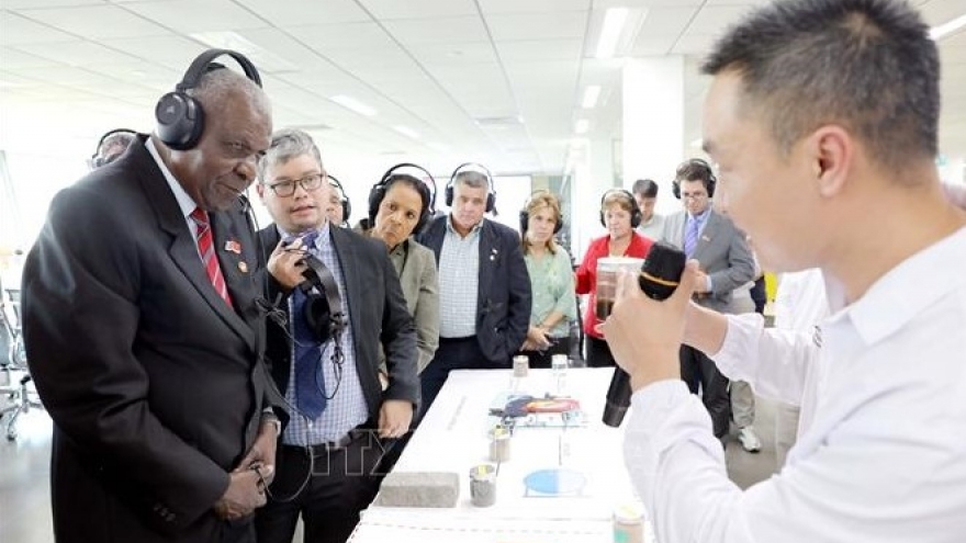 Top Cuban legislator expects stronger investment cooperation with Vietnam